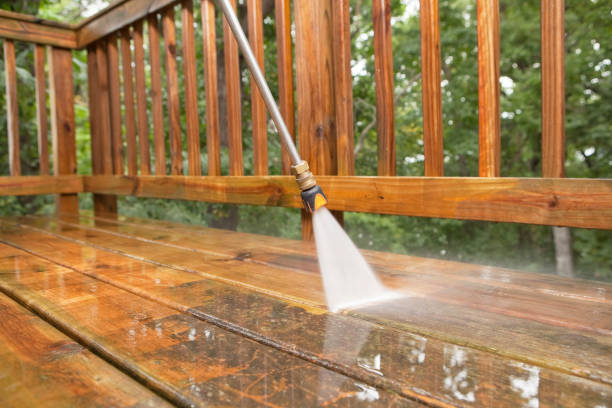 Best Gutter Cleaning in Navy Yard City, WA