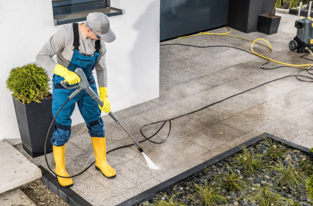 Best Industrial Pressure Washing in Navy Yard City, WA